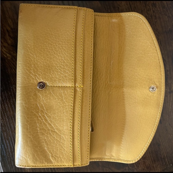 Chloe Pre-Loved Wallet - Picture 8 of 10